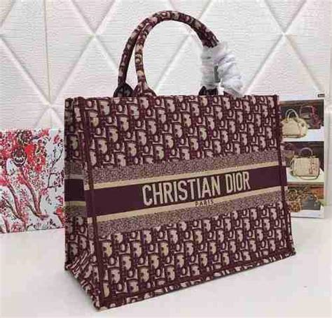 christian dior cartera precio|Mehr.